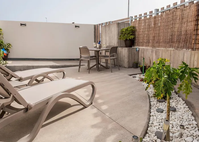 Home2book Coastal Calm Eras Patio Rooftop