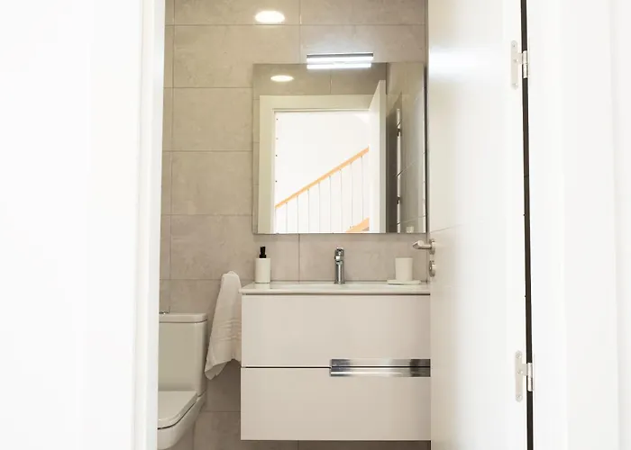 Home2book Coastal Calm Eras Patio Rooftop