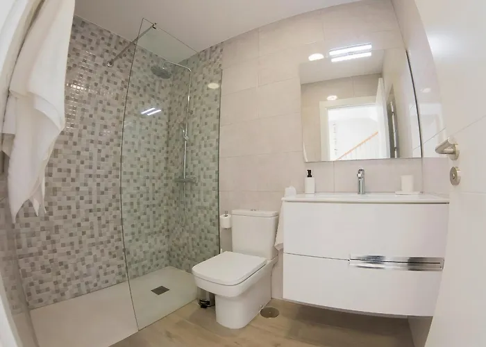 Home2book Coastal Calm Eras Patio Rooftop