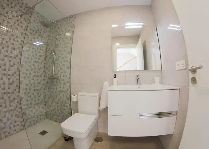 Alpesi faház Home2book Coastal Calm Eras Patio Rooftop *