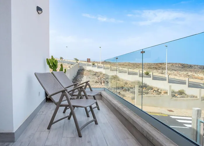 Home2book Coastal Calm Eras Patio Rooftop Alpstuga Arico