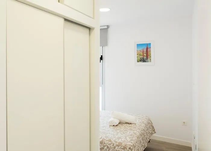 Home2book Coastal Calm Eras Patio Rooftop シャレー