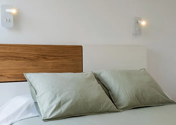 Home2book Coastal Calm Eras Patio Rooftop シャレー Arico