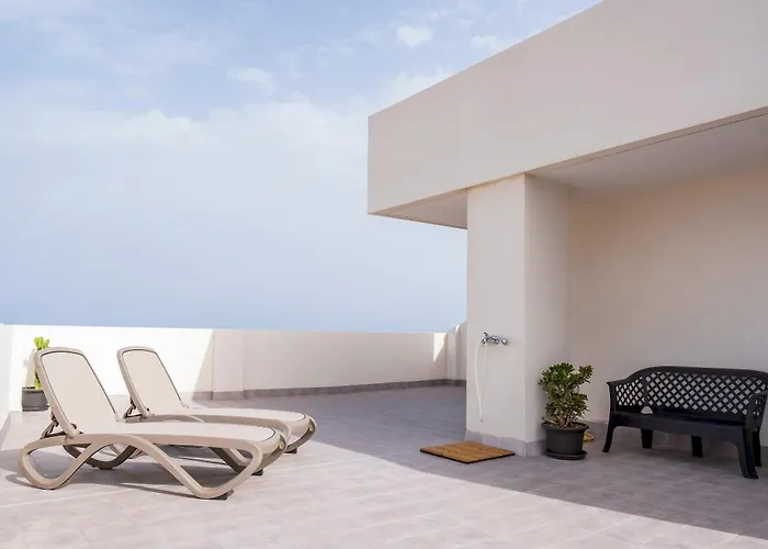 Alpstuga Home2book Coastal Calm Eras Patio Rooftop